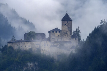 burg taufers castle historic medieval