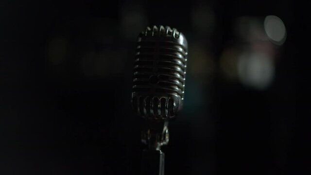 Microphone Lights Images – Browse 130,581 Stock Photos, Vectors, and ...