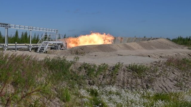 horizontal flare installation, annealing of a gas well