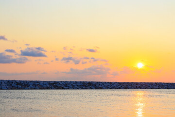 Obraz premium sunset over the sea, sunset on the marble sea, evening by the sea