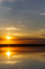 Obraz premium A Glowing, Colourful Sunset at Astotin Lake