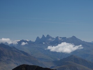 Les aiguilles d'Arves, à partir du Mont Taillefer