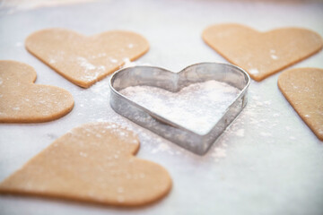 Obraz na płótnie Canvas heart shaped cookies on the table