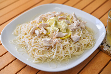 クリームチーズの鶏塩そうめん