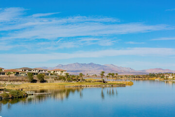 Fototapeta na wymiar Sunny view of the lake landscape of Lake Las Vegas