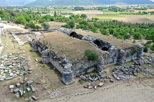 Incir Han Caravanserai was built in 1339 during the Anatolian Seljuk period. The caravanserai is currently in ruins. Burdur, Turkey.