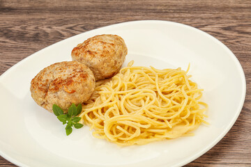 Spaghetti with homemade chicken cutlet