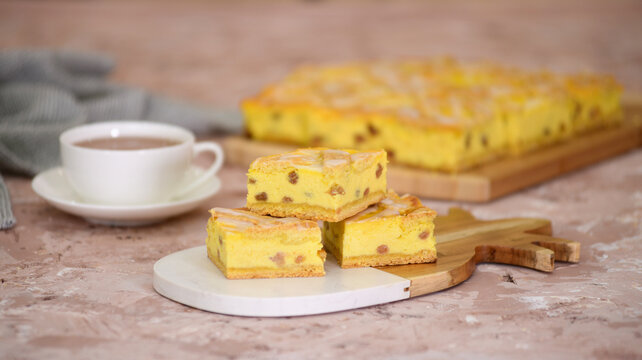 Polish cheesecake layered with lattice pattern, Krakow style.