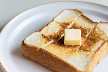 厚切りトースト　バタートースト