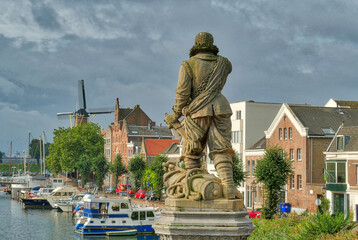 Blick in den historischen Hafen von Delfshaven in Rotterdam