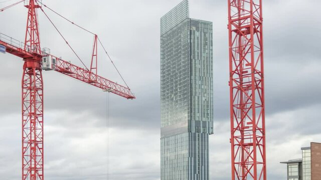 Manchester tower cranes with Beetham Tower in the background