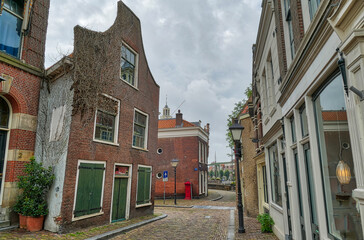 Eine Gasse im historischen Hafenviertel von Delfshaven in Rotterdam