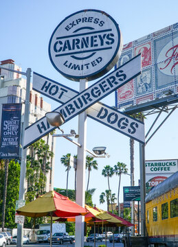 Carneys at Sunset Boulevard in Los Angeles - LOS ANGELES / CALIFORNIA - APRIL 20, 2017