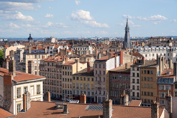 Vue panoramique sur le Vieux Lyon et les quais de Saône