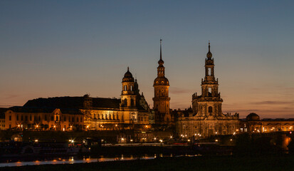 historisches Dresden nach sunset