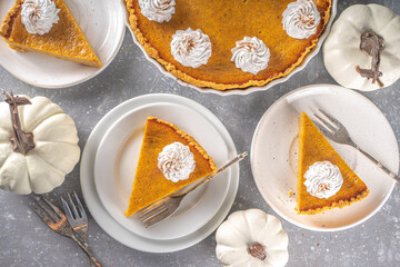 Traditional Autumn Pumpkin Pie