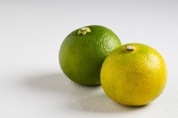 二つ並べられたカボス