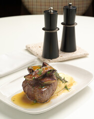 Filet Mignon With Mushrooms