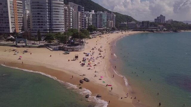 Uni&atilde;o da Praia da Costa e Praia da Sereia, em Vila Velha, Esp&iacute;rito Santo, Brasil. 