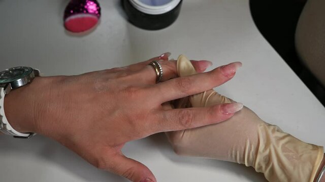 application of the gel for nail reconstruction