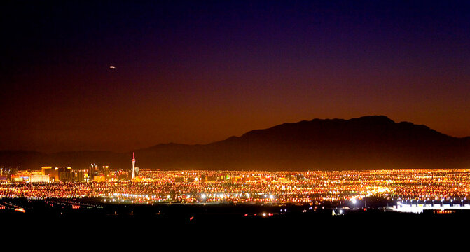 LAS VEGAS AT NIGHT
