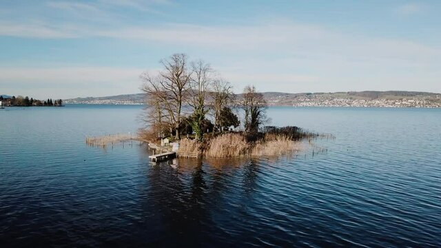Schönste und kleinste Insel im Zürichsees, Schönenwirt, Drohne, Around