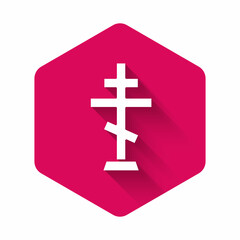 Obraz premium White Christian cross icon isolated with long shadow background. Church cross. Pink hexagon button. Vector