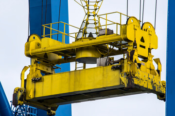 Giant Quay Crane on the port yard 