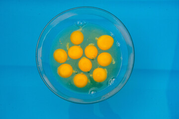 Raw egg yoggs . Eidotter