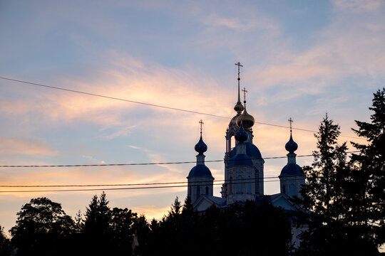 Photo Orthodox Christian Church at sunset