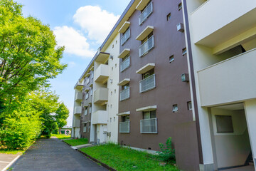 古い団地のある風景写真_14