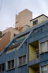 東京、赤坂の住宅街、繁華街の風景