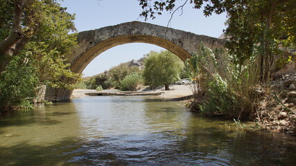 Br&uuml;cke