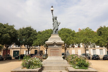 La place de la liberté, ville de Poitiers, departement de la Vienne, France