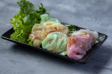 ( Kow Griep Pag Mor)Pork Steamed Rice Parcels.