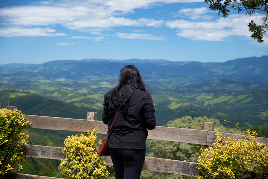 View of Campos do Jord&atilde;o city in S&atilde;o Paulo, with flowers