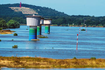 Drei Türme am Rhein / Wassergewinnungsanlage von Thyssen Krupp
