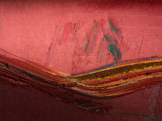 scratch at the container outside wall