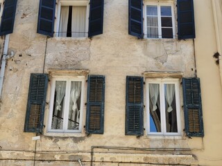 Fototapeta na wymiar window windows in corfu city greece, old style traditional vintage