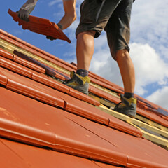 Dachdeckerarbeiten, Neueindeckung eines Ziegeldaches