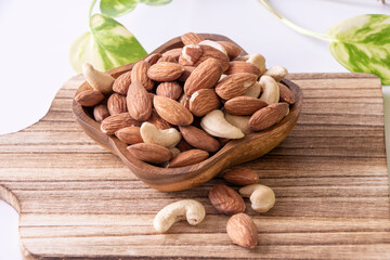 カッシュとアーモンド