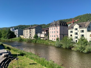 Fototapeta na wymiar Adliswil - Stadt am Fluss Sihl / Sihltal im Kanton Zürich