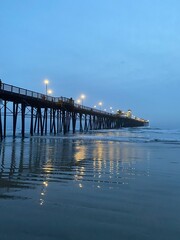 Obraz premium pier at sunset
