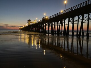 Obraz premium pier at sunset