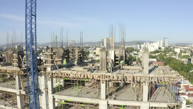 Edificio en Construcci&oacute;n Guadalajara Jalisco M&eacute;xico 