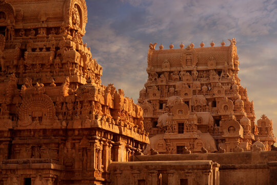 detail of architecture in the tiruchirappalli temple