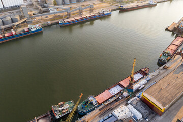 Fototapeta na wymiar Loading ships in the port. Aerial view 