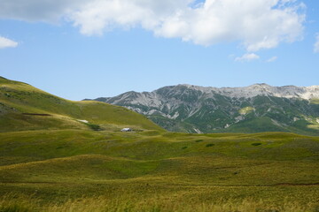 Fototapeta na wymiar Campo Imperatore mountains in Gran Sasso National Park, Abruzzo, Italy