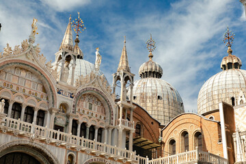 Fototapeta na wymiar Basilica San Marco in dettaglio-Venezia