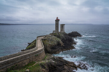 Fototapeta na wymiar phare du petit minou on the french atlantic coast